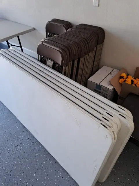 Tables and chairs rental